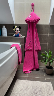 Osuška s kapucí cyklamenová - minie